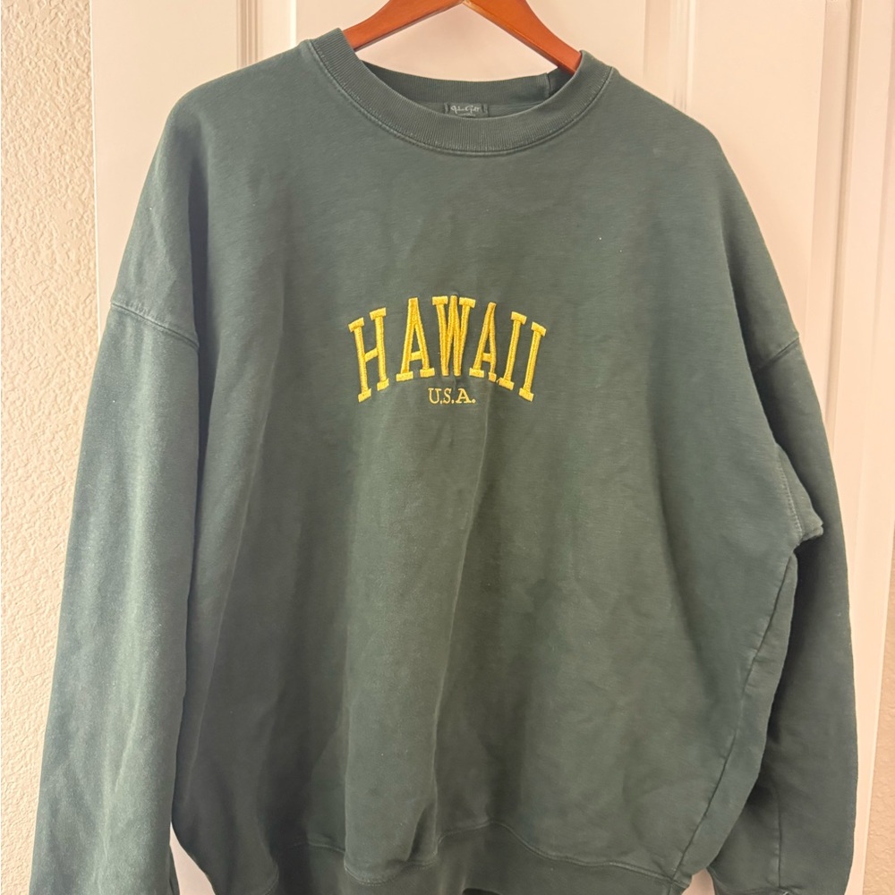 Brandy Melville Green Hawaii Crewneck Sweater